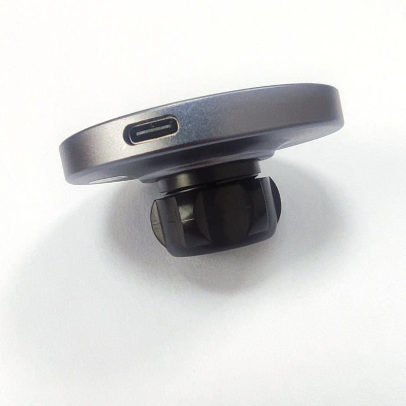 Автомобилно магнитно безжично зарядно за държач на телефон — метална стойка, 15W максимум, PD бързо зареждане, Qi съвместимо