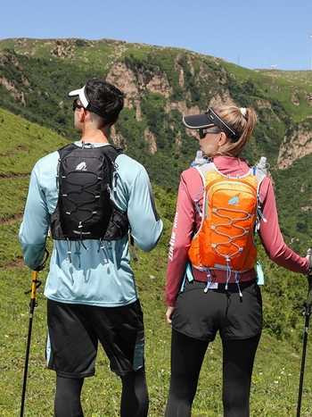 Nylon pārgājienu mugursoma universālai lietošanai, ultralēts dizains, izliektas plecu siksnas un muguras aizsardzība