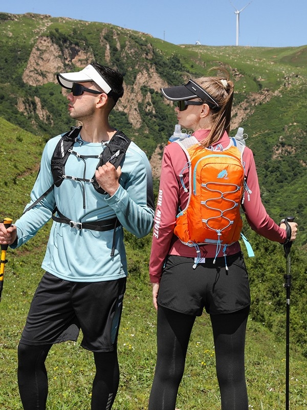 Nylon pārgājienu mugursoma universālai lietošanai, ultralēts dizains, izliektas plecu siksnas un muguras aizsardzība