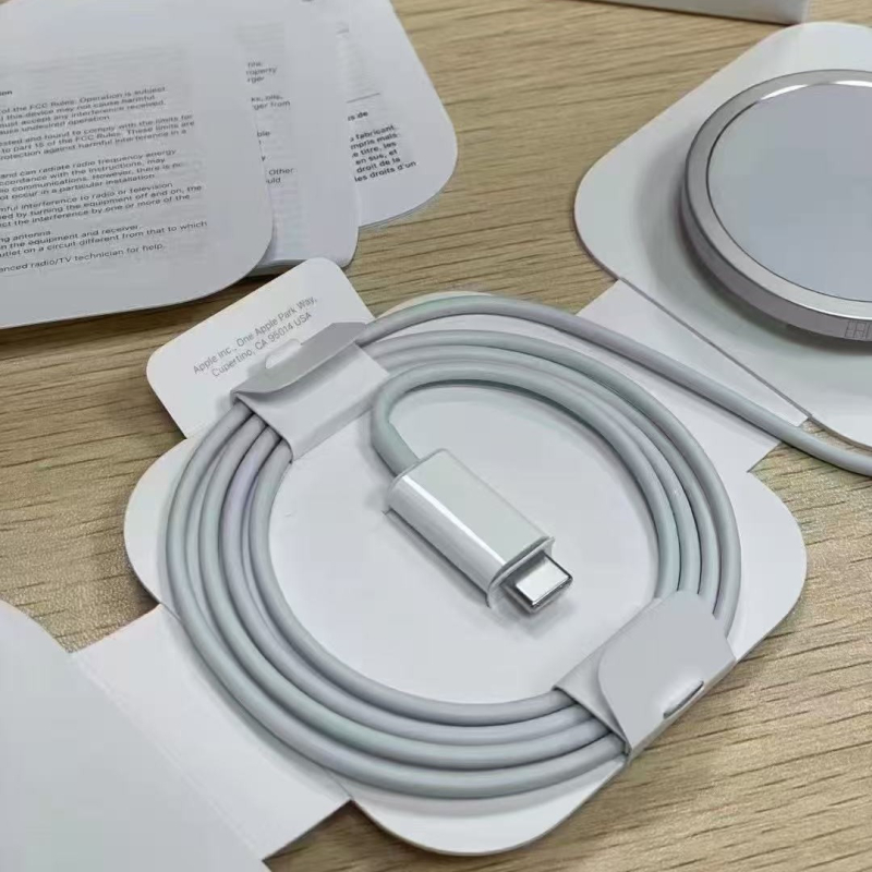 Încărcător magnetic MagSafe, wireless pentru dispozitive Apple, 15W, QC2.0, 9V, Model MX6X3ZM