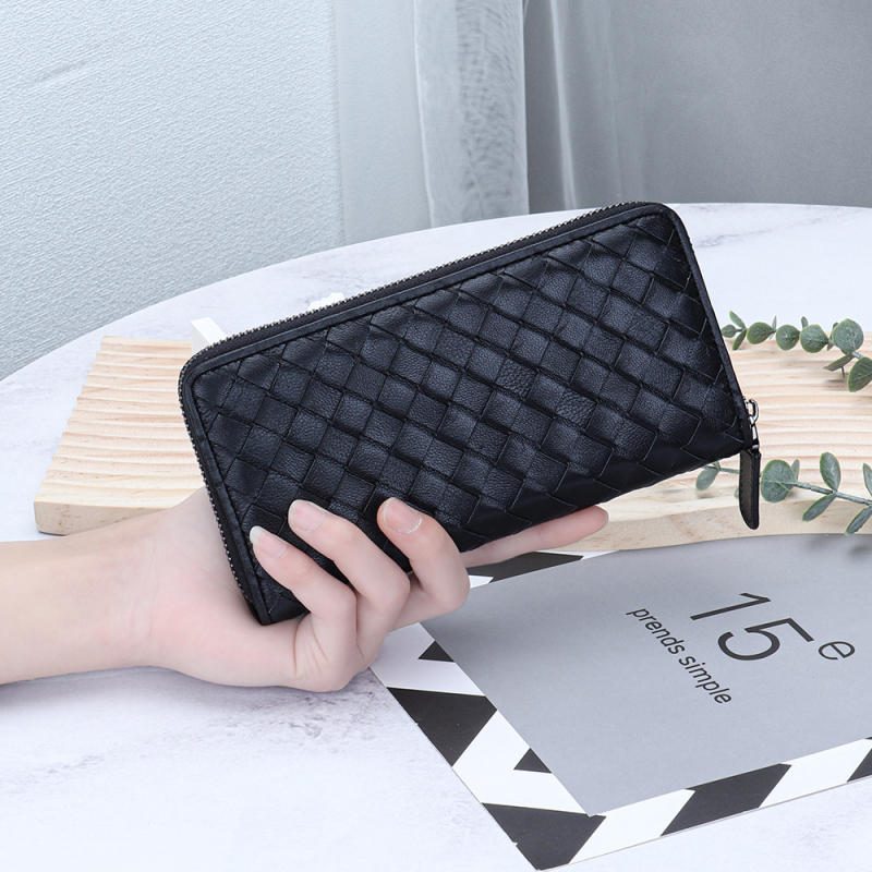 Dugački ženski novčanik od prave kože, ručno pleteni, sa zatvaračem, model YT-695, velika kapaciteta, podstava od mikrovlakana