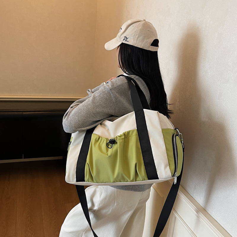 Geantă de călătorie impermeabilă unisex, cu curea crossbody, capacitate 20–35 L, material textil, ușoară