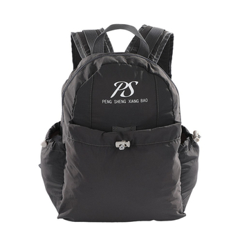 Könnyű vízálló hátizsák, nylon anyagból, kapacitás 36–55 L, laptop-kompatibilis, görbe vállpántok
