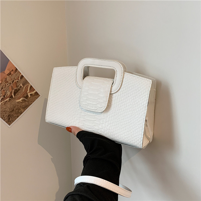 Ženska crossbody torbica s uzorkom krokodila, PU materijal, kvadratni oblik, zatvaranje poklopca, unutarnja džep za telefon (Materijal: PU; Uzorak: krokodilski; Oblik: kvadratni; Zatvaranje: poklopac; Unutarnja: džep za telefon)