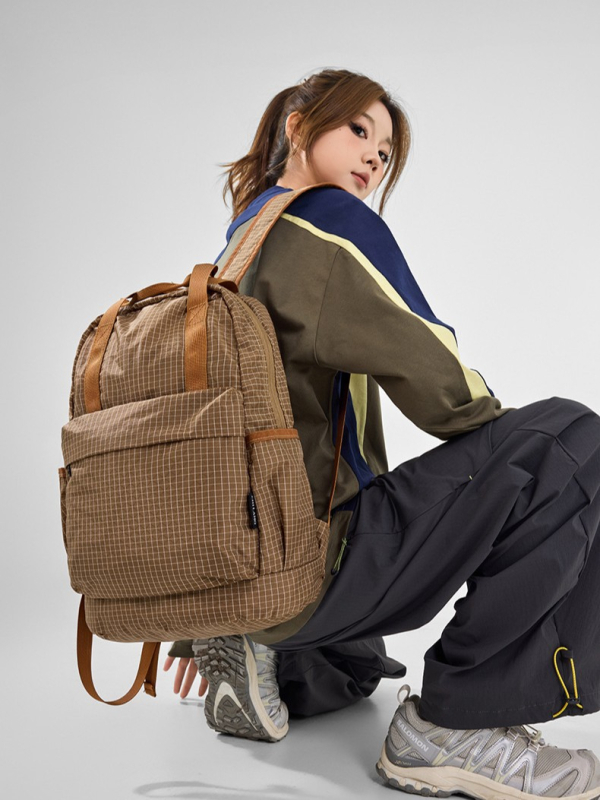 Uniszex összecsukható nylon hátizsák rácsos mintával, 20–35 literes kapacitás, 12 colos laptop kompatibilis, utazáshoz és túrázáshoz