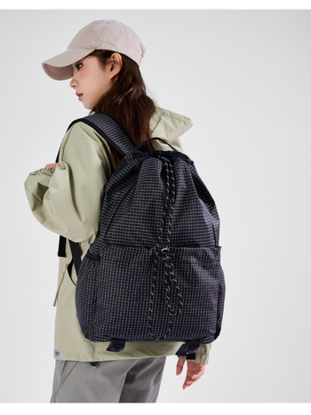 Uniszex húzózsinóros hátizsák – nagy kapacitás, kockás minta, könnyű utazáshoz; anyag nylon; 20–35 L; 10 hüvelykes laptop számára; légrugós vállpánt rendszer
