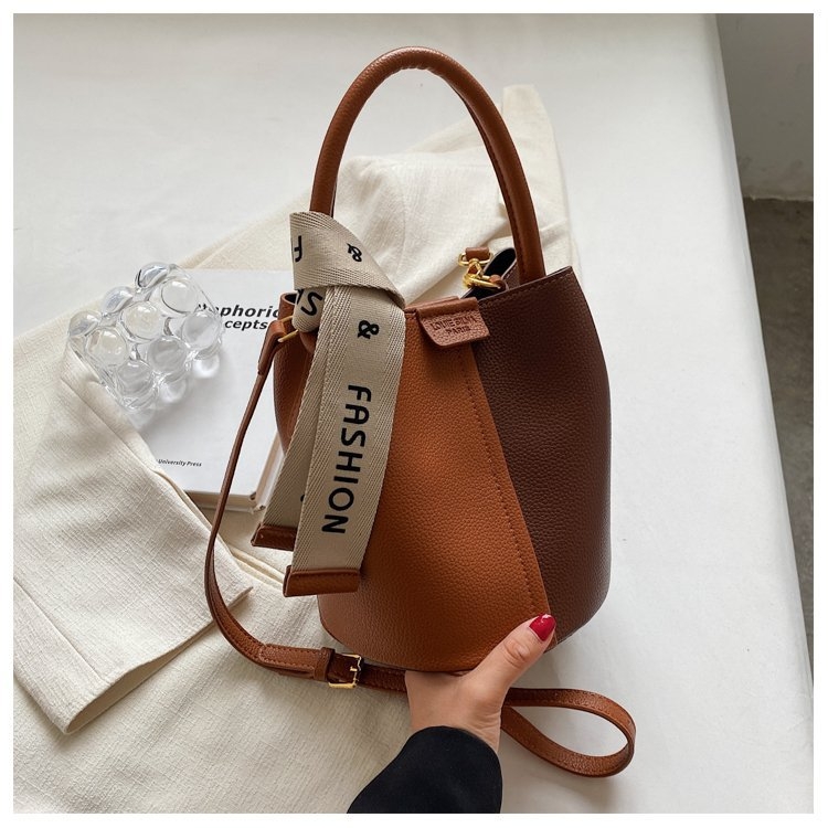 PU bucket taška s magnetickým zatváraním, vnútorná kapsa na telefón, podšívka z syntetickej kože