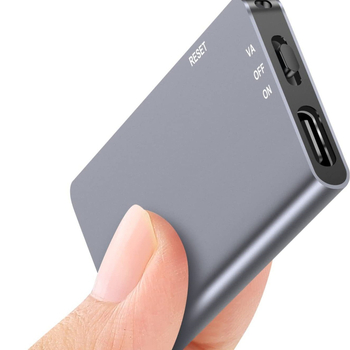 Mini záznamník s jedným dotykom, USB 2.0, 30 hodín nahrávania, MP3/WAV, vstavaná pamäť, dva mikrofóny