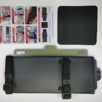 Prenosná rozťahovacia clona do auta, univerzálny model; materiál PU koža + PC/PP dosky; tlač loga; prispôsobenie; montáž cez zásuvné uchytenie