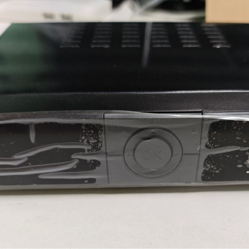 DVB-S2 HD телевизионна сет-топ кутия с 1080p резолюция, 512 MB RAM и поддръжка за твърд диск