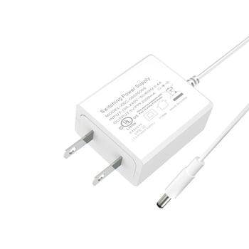 5V2A tápegység kamerákhoz és LED-szalagokhoz – 15W, 48×40×24 mm, 50 g