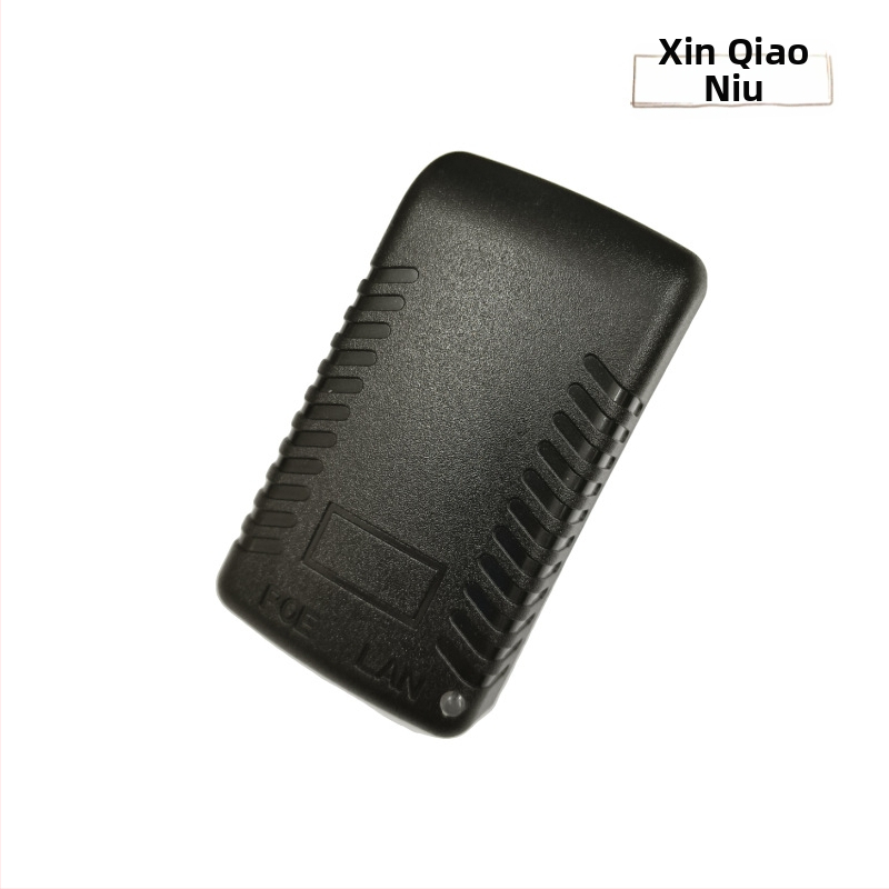 PoE sieťový napájací adaptér podľa britskej normy — výstupy 12V/15V/24V/48V, 1A a 0.5A, pre dohľadové kamery a sieťové zariadenia