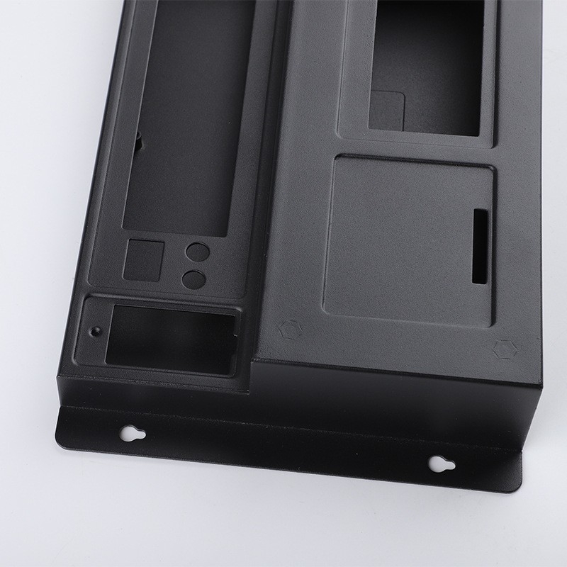 Alumīnija korpuss Soft Router un tīkla iekārtām, 3 mm biezums, krāsota ar cepeškrāsnī žāvētu pārklājumu, Ra6.3, tolerances 0,1 mm