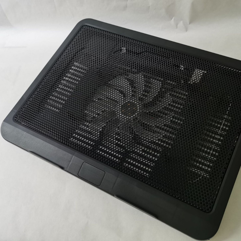 N19 noteszgép hűtő – fém háló, 1 ventilátor, kompatibilis notebooktal, Ultrabook, Playbook