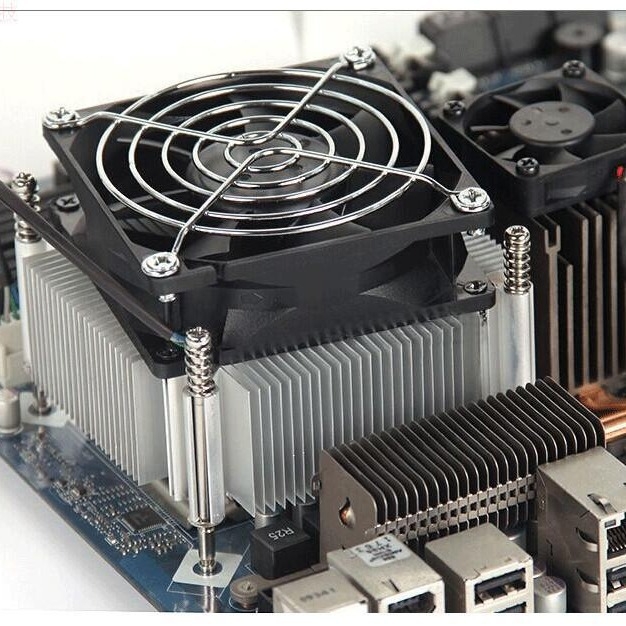 AVC ventilator răcire CPU pentru desktop 1155/1150, nucleu din cupru, control temperatură cu 4 pini