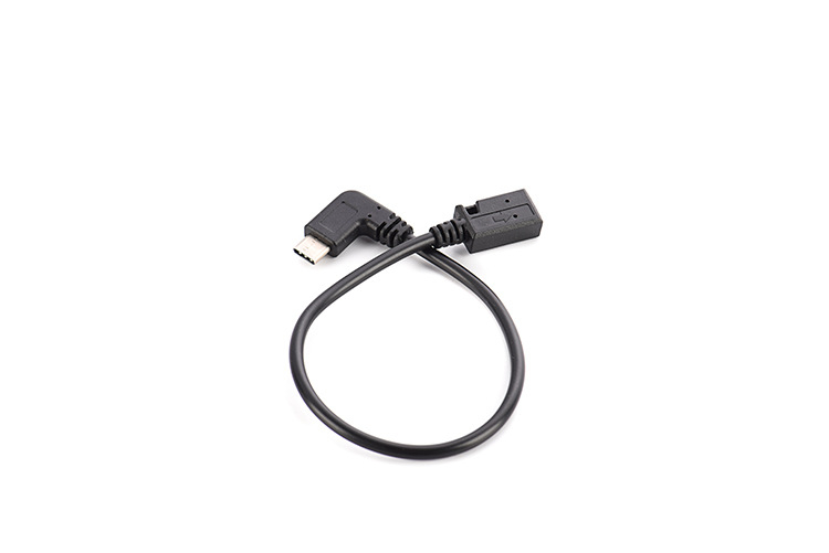 Type-C férfi 90° adapterkábelle Micro USB női végével, 27 cm, rézmag