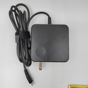 Lenovo zidni adapter za prijenosno računalo, 65W, 20V, 3.25A, USB-C izlaz, kabel 180 cm, ulaz 100–240V