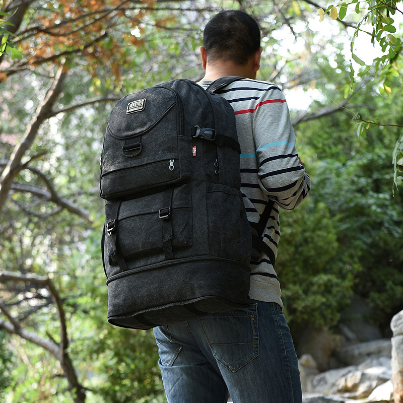 Rucsac din pânză, capacitate 20–35 L, unisex, curele curbate, compatibil cu laptop de 14 inchi, rezistent la uzură.