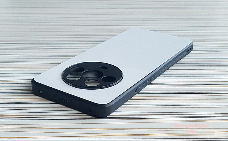 Magic4 viedtālruņa vāciņš, aizmuges vāciņš, TPU+PC materiāls, rievots mīkstais korpuss, nav pielāgots