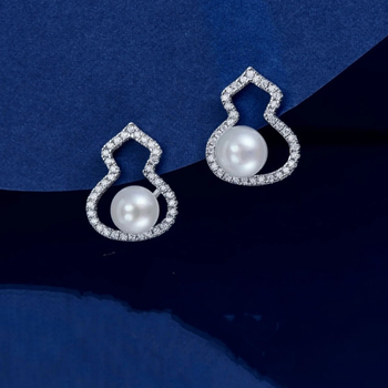 Naušnice s biserom u obliku tikve, srebro 925, dijamantna obrada, vilinski stil, zima 2025