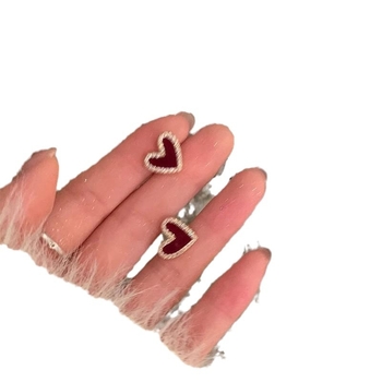 Naušnice u obliku srca, minimalistične, od bakra, elektroplatirane