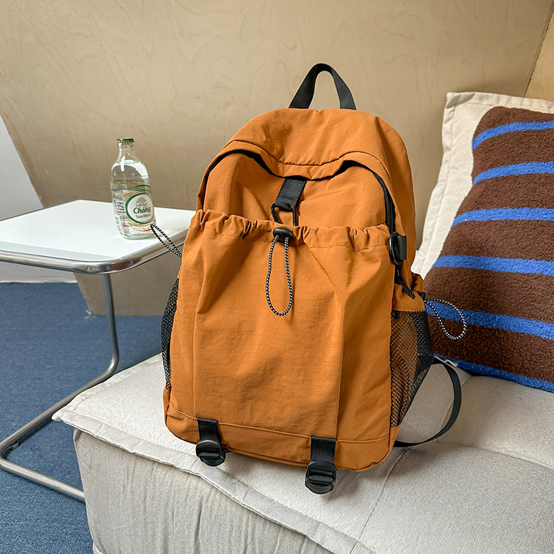 Unisex nylon ruksak s zipom, unutarnja podstava od poliester, unutarnja pretinica za mobitel (Proljeće 2025)