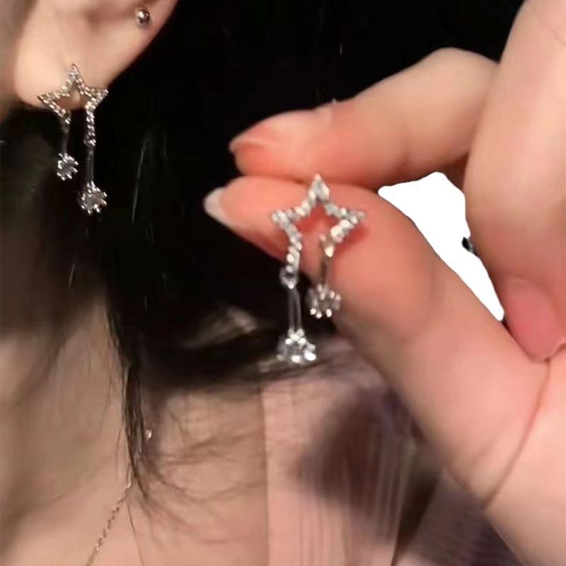 Naušnice zvjezdastog oblika od legure, elektroplatiranje, proljeće 2023, za žene