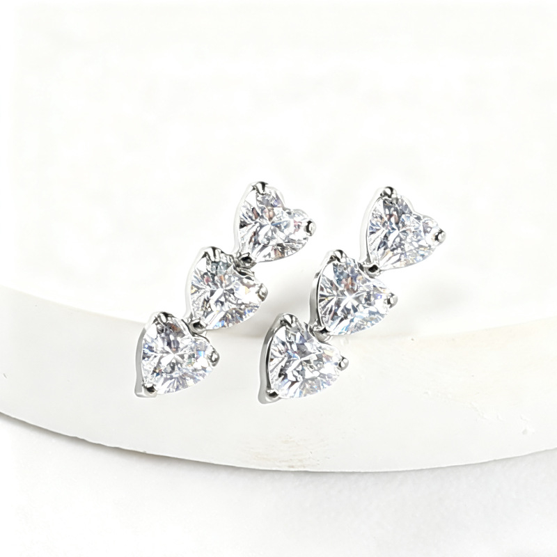 Naušnice od titanovog legura, srcoliki oblik, cirkon, unisex, jedinstven dizajn