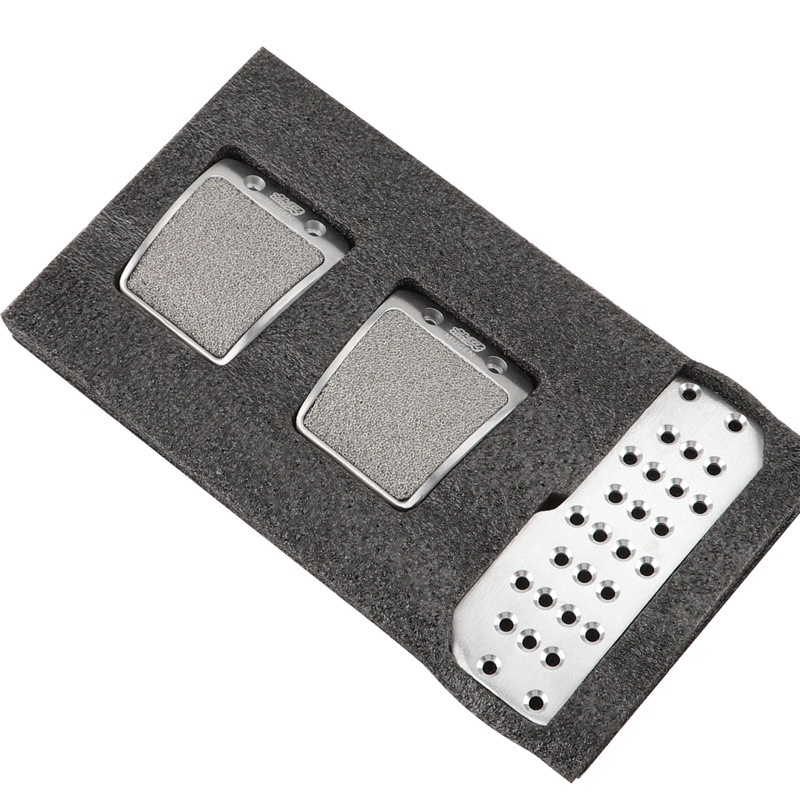 Universāls auto pedāļu komplekts no alumīnija sakausējuma, biezināts, ar pretslidējošu virsmu, piemērots MT/manual transmisijai