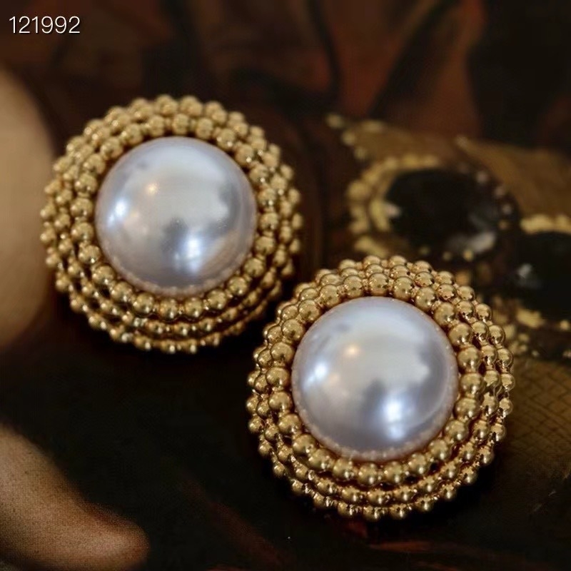 Cercei din cupru – încrustați cu aur, stil medieval, clip pentru tragus, lansare primăvara 2024