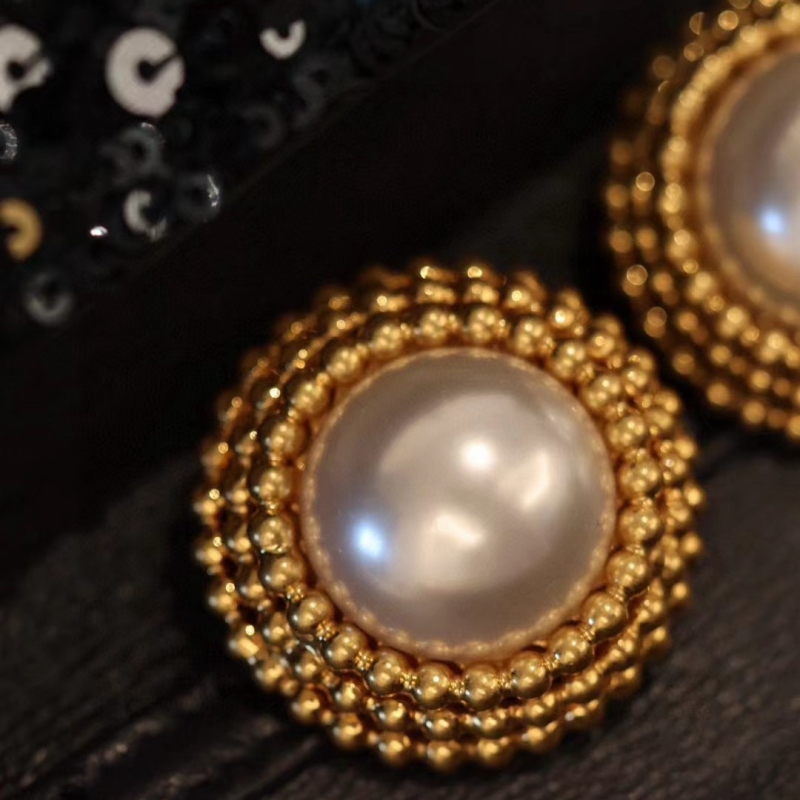 Cercei din cupru – încrustați cu aur, stil medieval, clip pentru tragus, lansare primăvara 2024