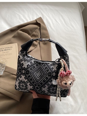 Geantă de damă în stil național Zhuang Brocade — din pânză, formă dumpling-type, închidere cu fermoar, buzunar interior laminat, căptușeală din poliester