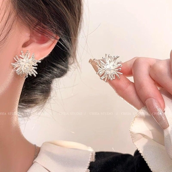 Cercei: design geometric, stil proaspăt și dulce; material: aliaj; finisare: electroplating; potriviți pentru femei