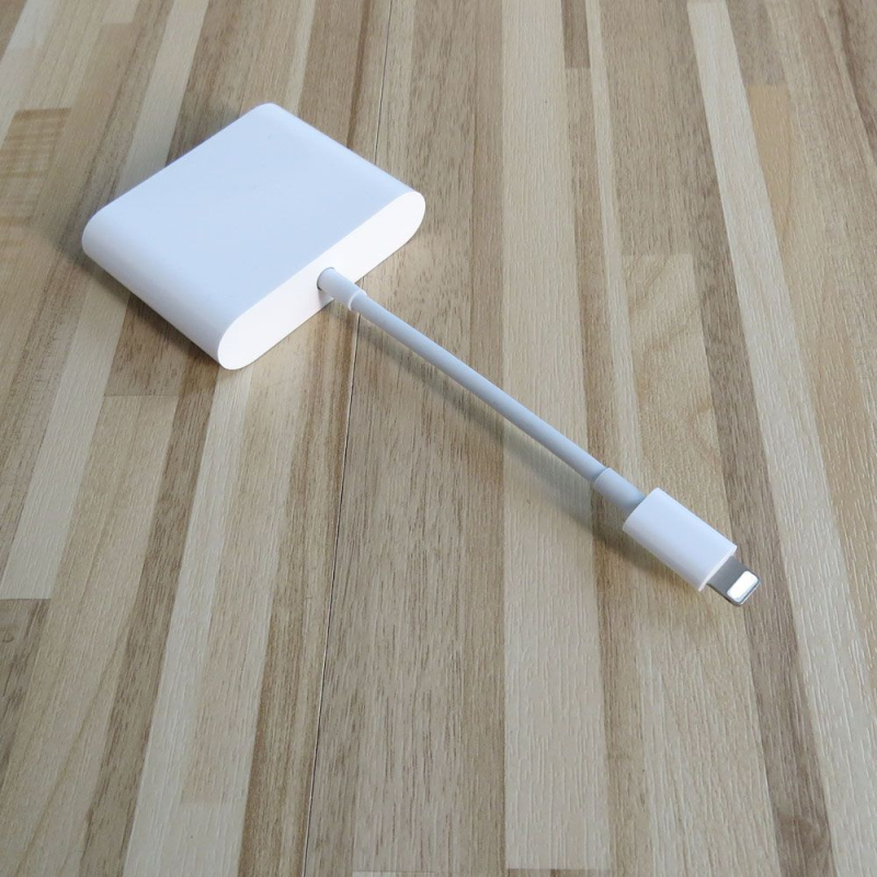 Všetko-v-jednom čítač kariet CF/SD/TF, Apple rozhranie, kompatibilné s iPhone a iPad