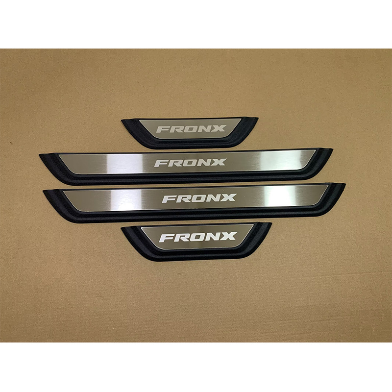 Protecție praguri de uși pentru Suzuki Fronx - Plastic, Protecție pedale