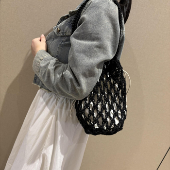 Puuvillast köiega käekott, sügise 2025 väljaanne, vertikaalne ruudukujuline kuju, avatud ülaosa, telefoni tasku