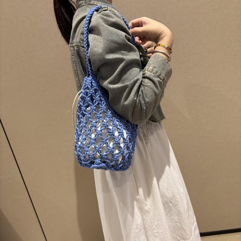 Puuvillast köiega käekott, sügise 2025 väljaanne, vertikaalne ruudukujuline kuju, avatud ülaosa, telefoni tasku