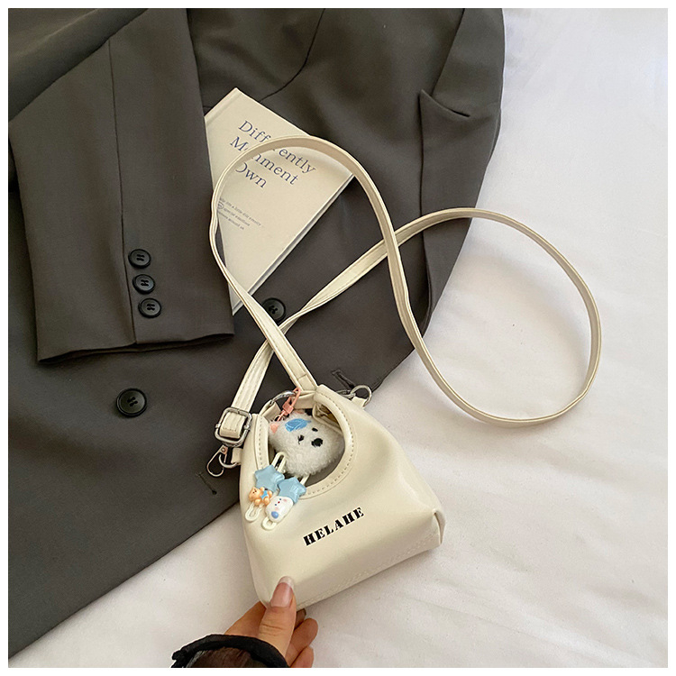 Geantă crossbody - minimalism urban, piele PU, formă pătrată orizontală, închidere magnetică, buzunar intern pentru telefon