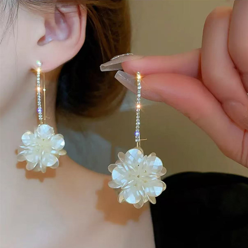 Σκουλαρίκια με μαργαριτάρια σε σχήμα λουλουδιού, ηλεκτροπλατιωμένη επίστρωση, άνοιξη 2025, για γυναίκες