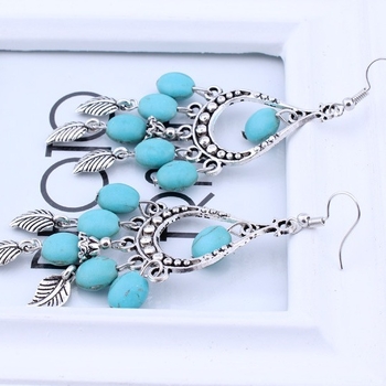 Auskarpi – Geometrisks caurspīdīgs pilienu formā ar lapas motīvu un kutām, Vintage stils, sakausējums, Yiwu, 2023. pavasaris