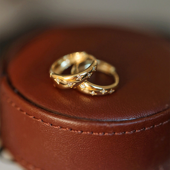 Cercei: Argint 925, placare cu aur 18K, zirconiu, design geometric, pentru femei