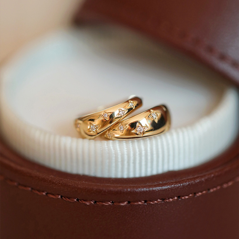 Cercei: Argint 925, placare cu aur 18K, zirconiu, design geometric, pentru femei