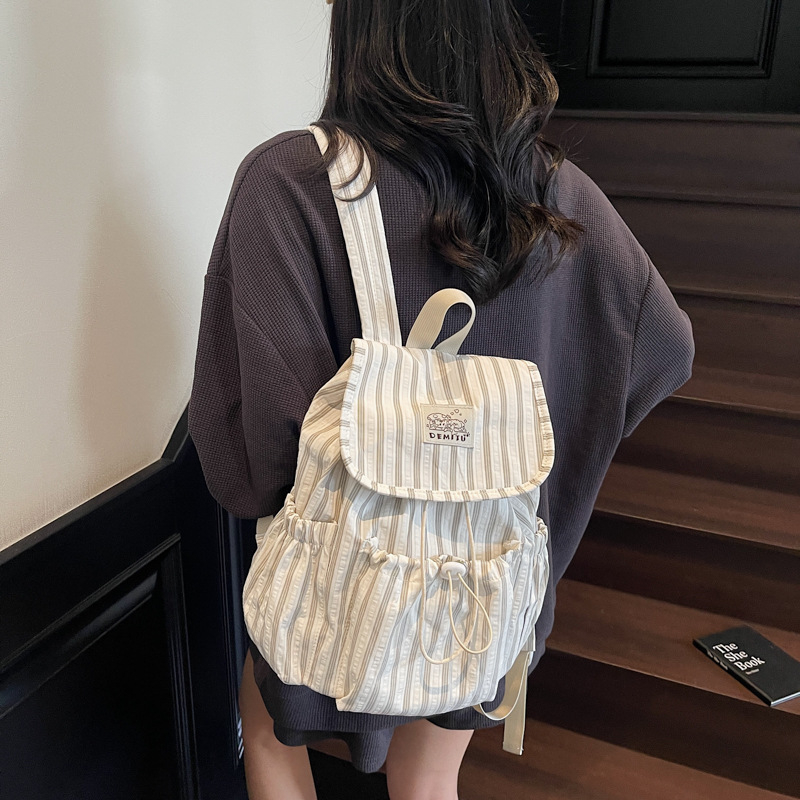 Prúžkový nylonový batoh, s zakrivenými ramennými popruhmi, Ruiyingzizhi