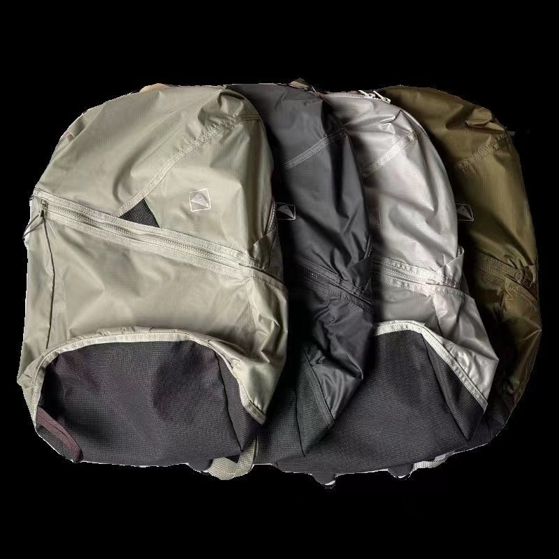 Nylon outdoor hátizsák 20–35L, lélegző, 12 hüvelykes laptop-kompatibilis, görbült vállpántos szállítási rendszer, városi minimalista stílus