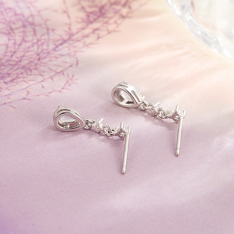 Kõrvarõngad - vask, tilk-kujuline kuju, mudel 1732, naistele