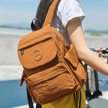 Vonkajší turistický batoh, 36–55L, nylon, zakrivené ramenné popruhy, kompatibilný s 8-palcovým notebookom, odolný voči oderu