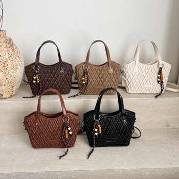 Geantă de damă din PU împletit, stil urban simplu, geantă crossbody în formă de coș, căptușeală poliester, buzunare interne pentru telefon și documente, curea de umăr, Autumn 2025