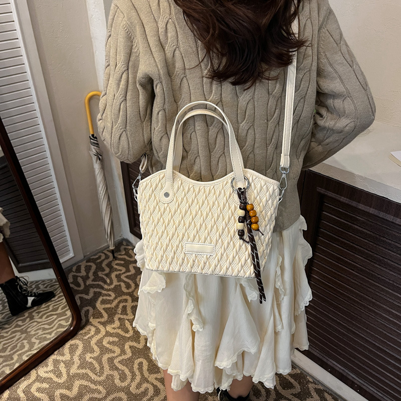 Geantă de damă din PU împletit, stil urban simplu, geantă crossbody în formă de coș, căptușeală poliester, buzunare interne pentru telefon și documente, curea de umăr, Autumn 2025
