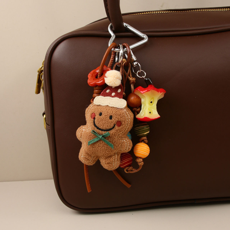 Gingerbread Man Pandantiv pentru geantă din pluș (Material: pluș, Handmade, Stil Ins, Model Brad de Crăciun, Iarnă 2025)