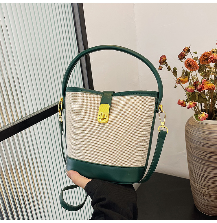 Taška typu vedro z PU, mestský štýl, uzáver so zámkom, laminovaná vnútorná kapsa so zipsom